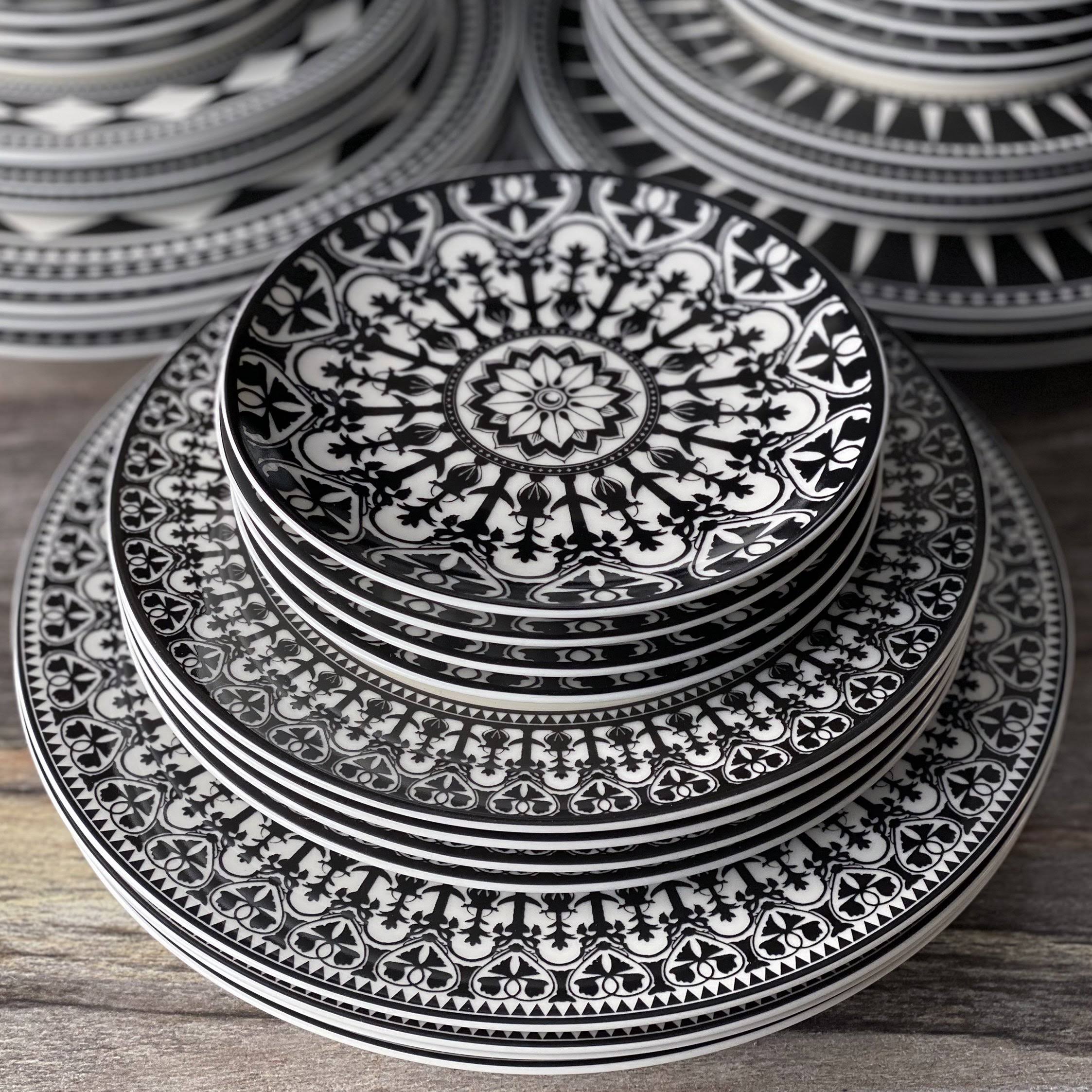 Canape Plate, Set of 4 Y450849