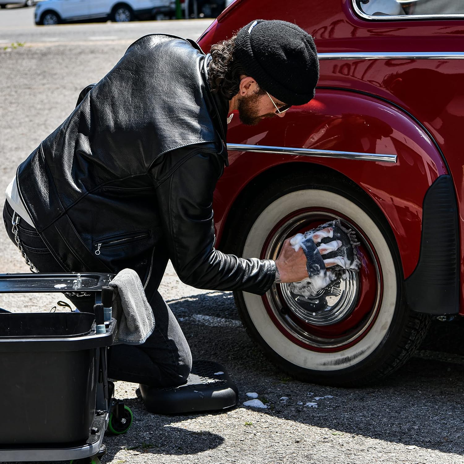 Rolling Car Wash Stool with Car Detailing Kit S4785
