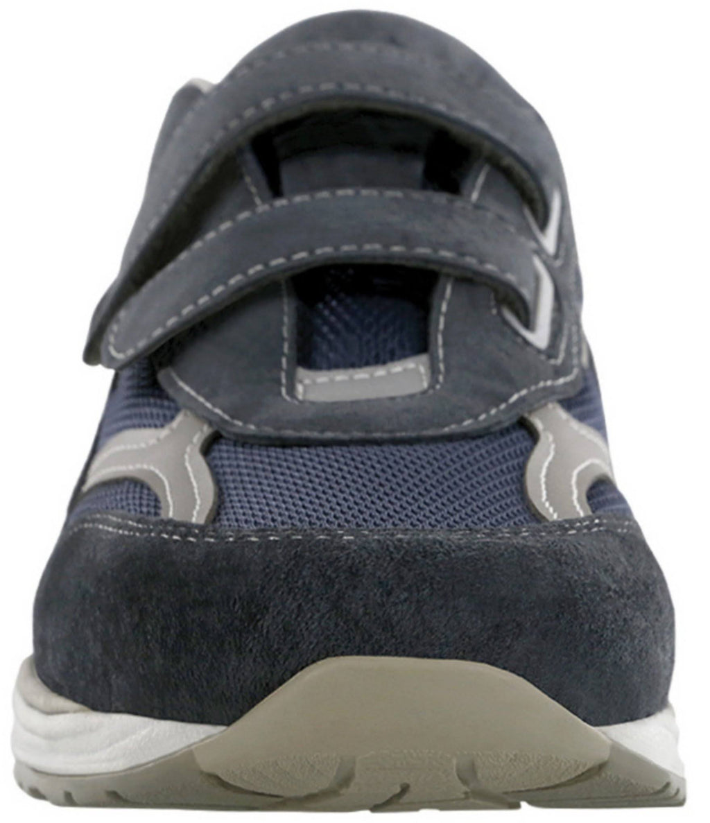 Blue 8 Narrow Mesh Shoes Q74323