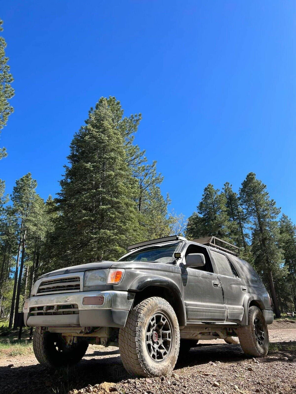 42" Curved LED Light Bar with Roof Mount Brackets and Wire Kit G62978