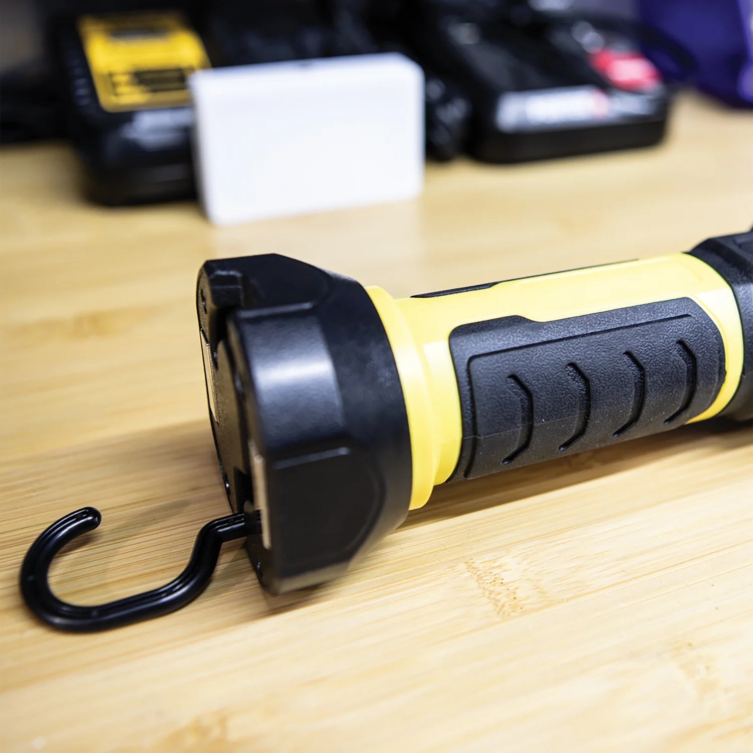 Rechargeable LED Light Bar N209