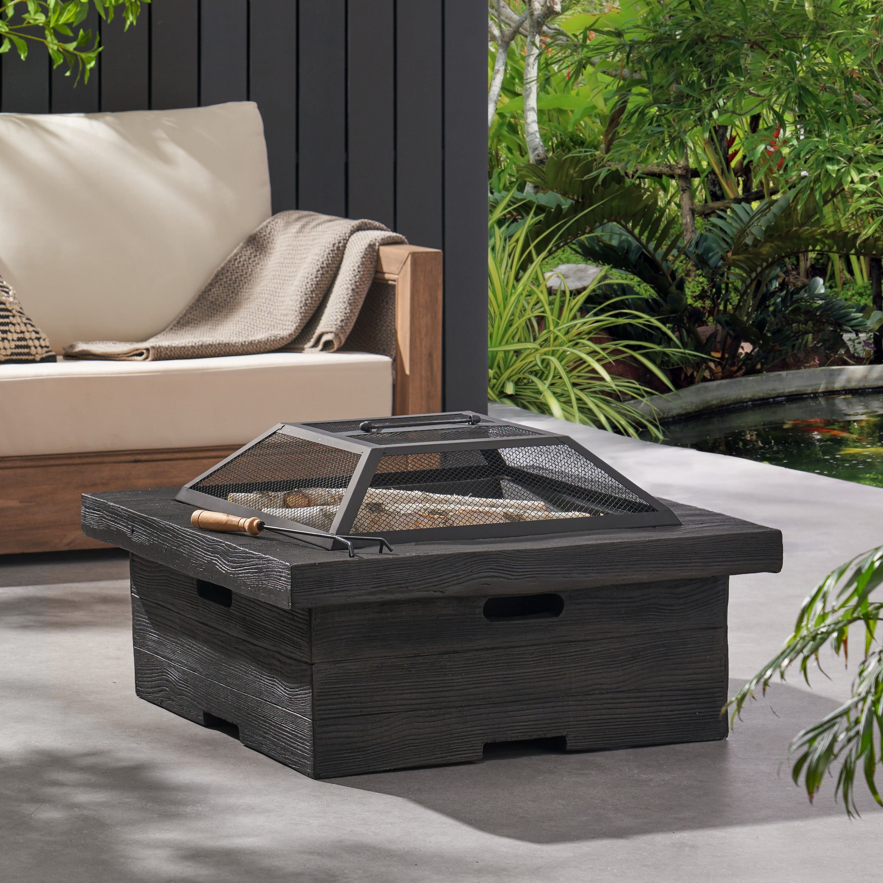 Gray Concrete Square Fire Pit O96828