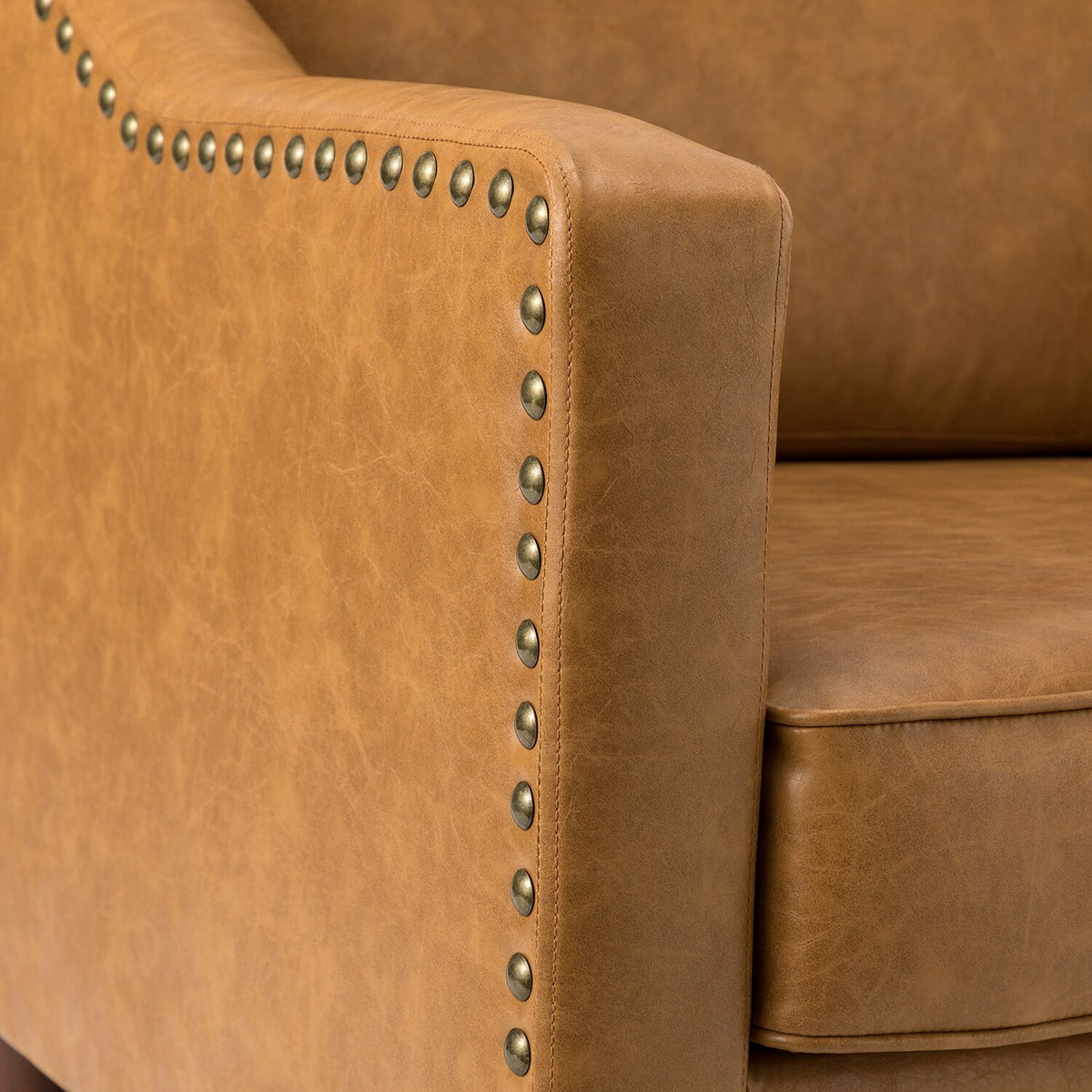 Transitional Armchair with Sloped Arms N776
