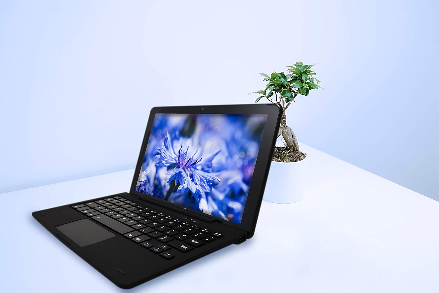 10.1 2in1 Android Tablet PC with Docking Keyboard Y94693