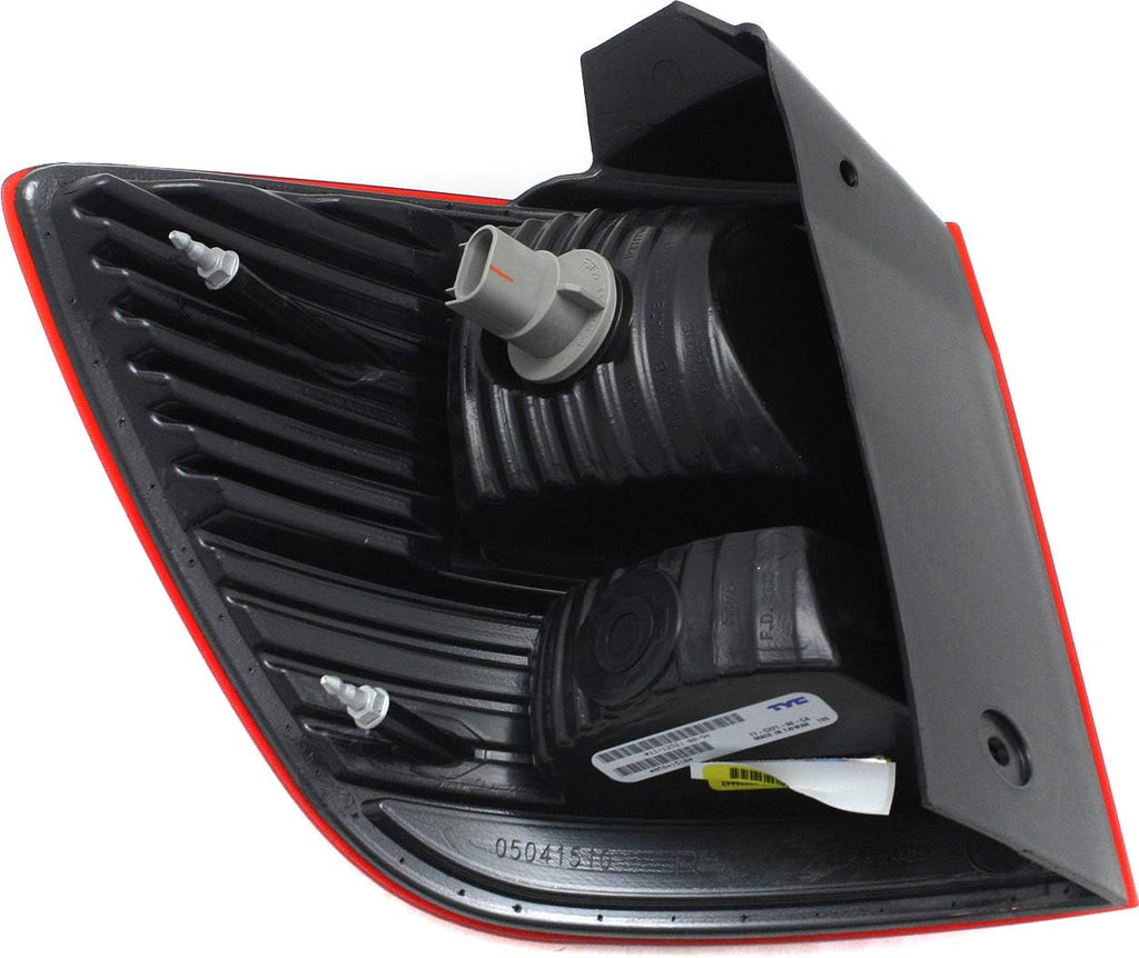 Tail Light Assembly Halogen with Turn Signal Light Bulb Passenger Side U46744