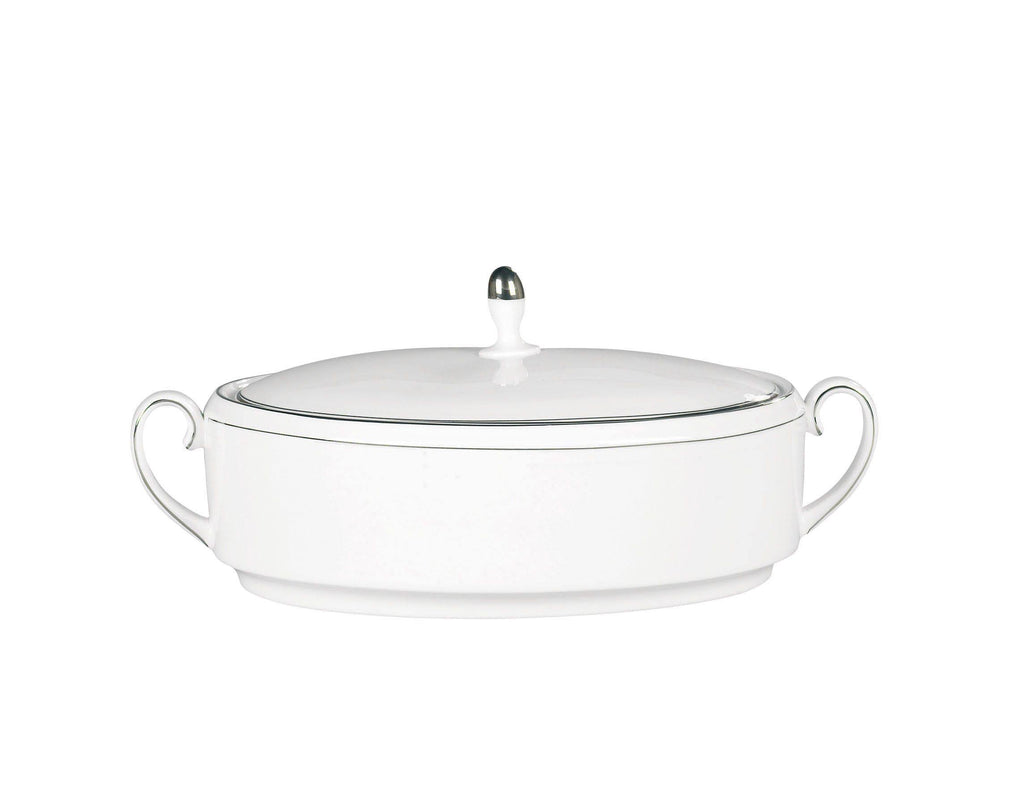 Covered Vegetable Dish O821693