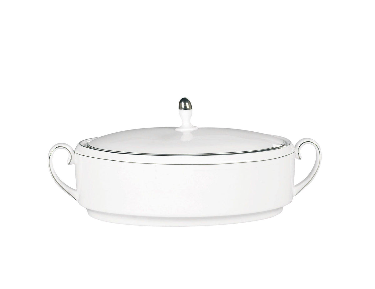 Covered Vegetable Dish O821693