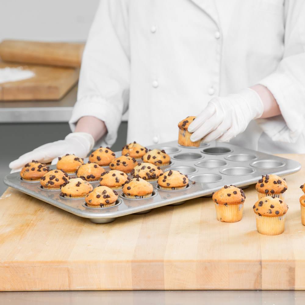 24 Cup 2.1 oz. Glazed Mini Muffin Pan I142